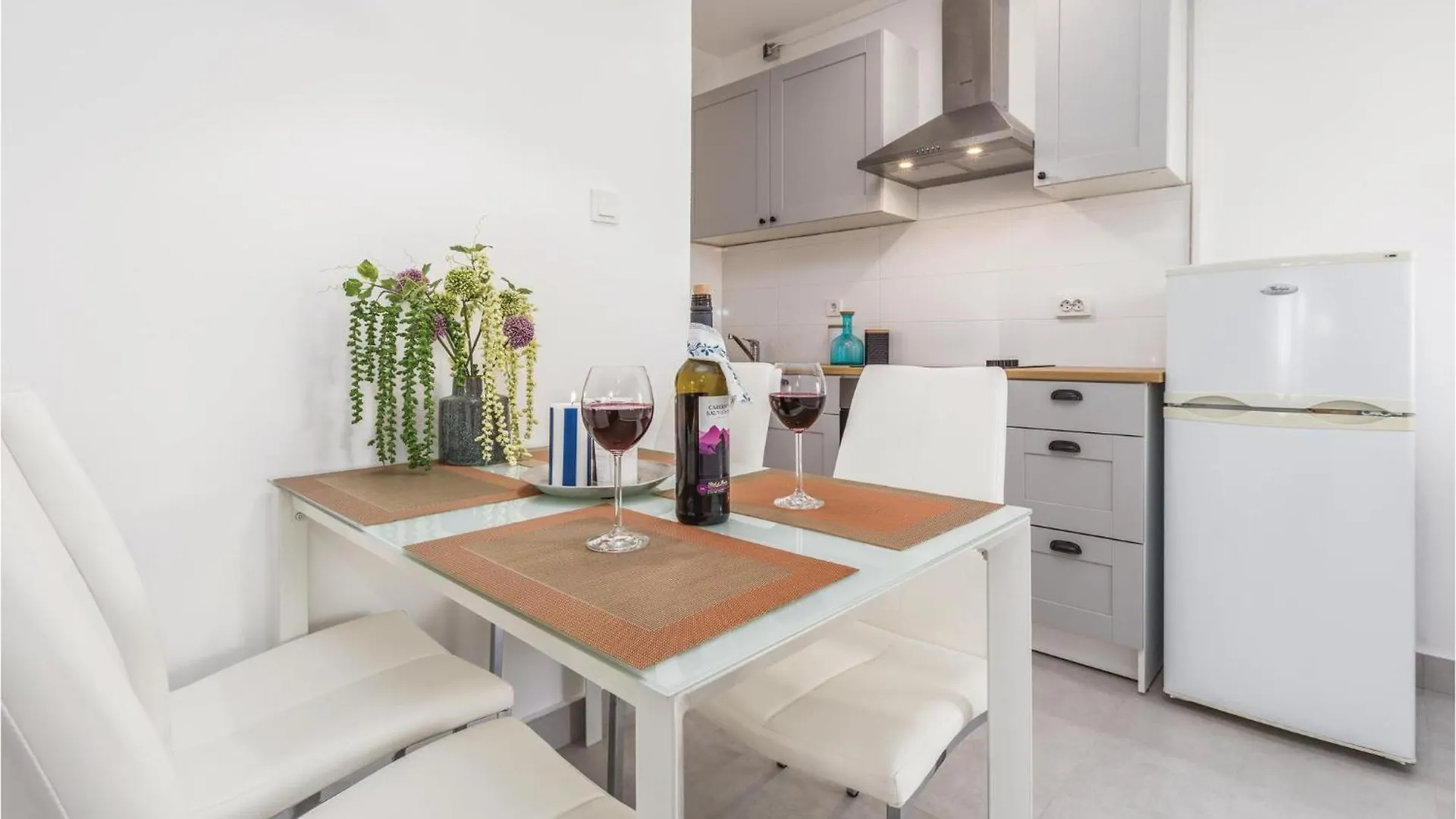 1 Bedroom Amazing Apartment In Porec