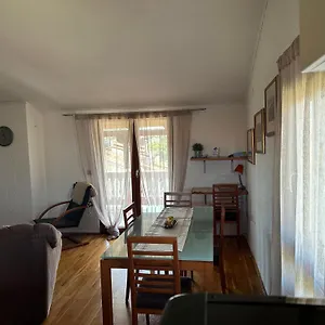 Peloza 1 Apartment
