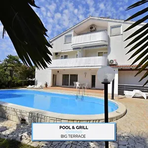 Marinela Apartment